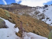 49 Vista sulla cima del Pietra Quadra